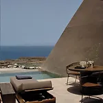 Andronis Arcadia Oia