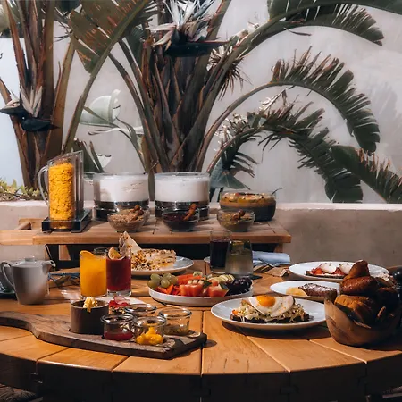 Andronis Arcadia - Preferred Hotels & Resorts