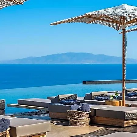 Andronis Arcadia Oia