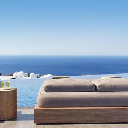 Andronis Arcadia 5* Oia (Santorini)